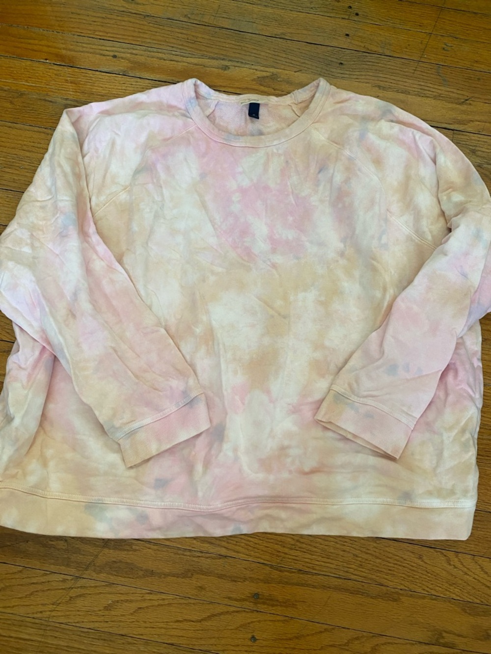 Universal Thread Pink & Cream Tie-Dye Short Sleeve Tee